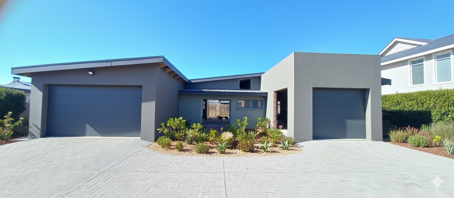 3 Bedroom Property for Sale in Pringle Bay Western Cape